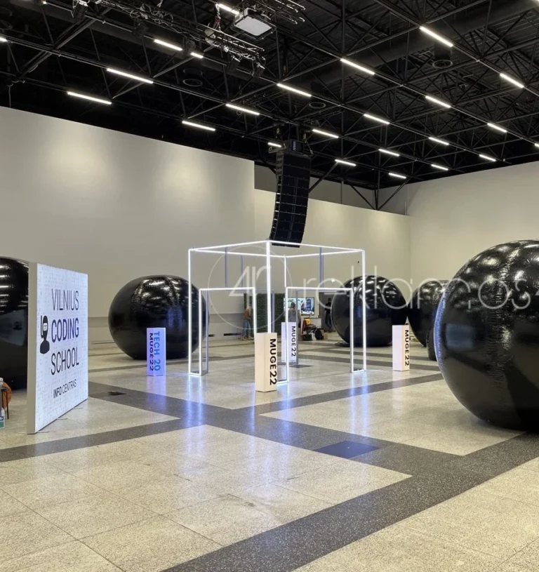 expo stendas su LED instaliacija
