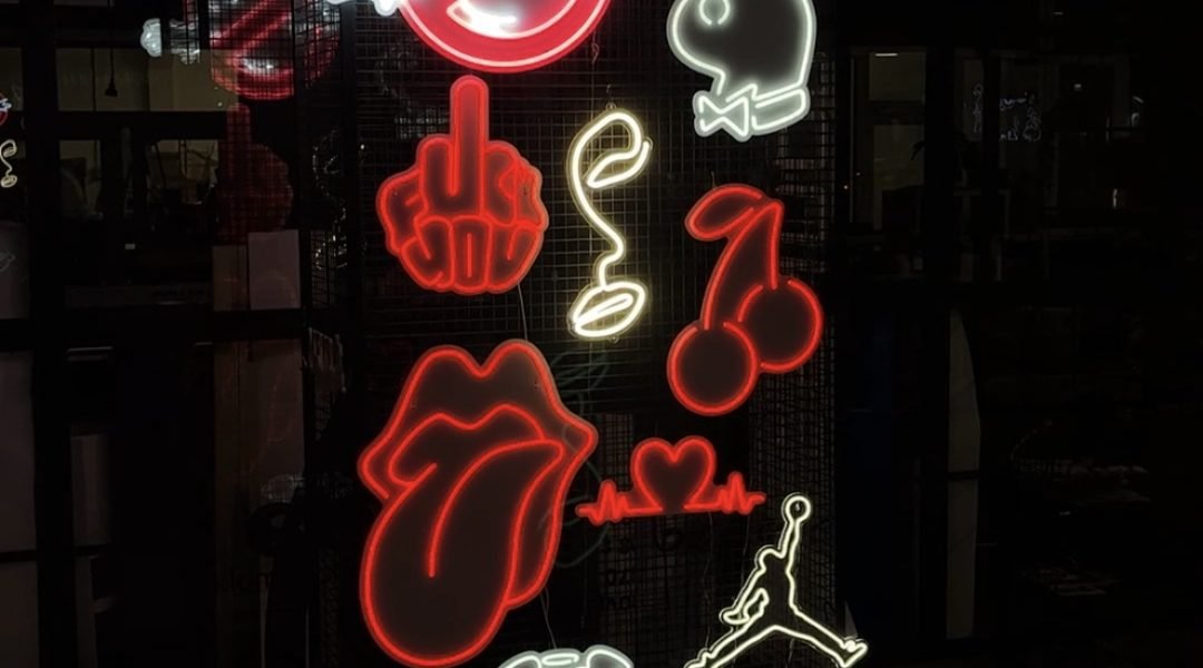 LED neoniniai ženklai