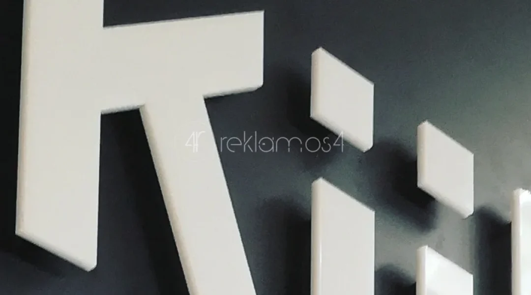 levituojanti_turine_raide_turine_reklama_reklamos_gamyba_reklamos4
