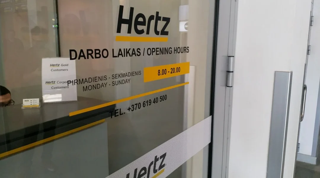 reklamos4_rg_darbo_laikas_apipavidalinimas_lipduku